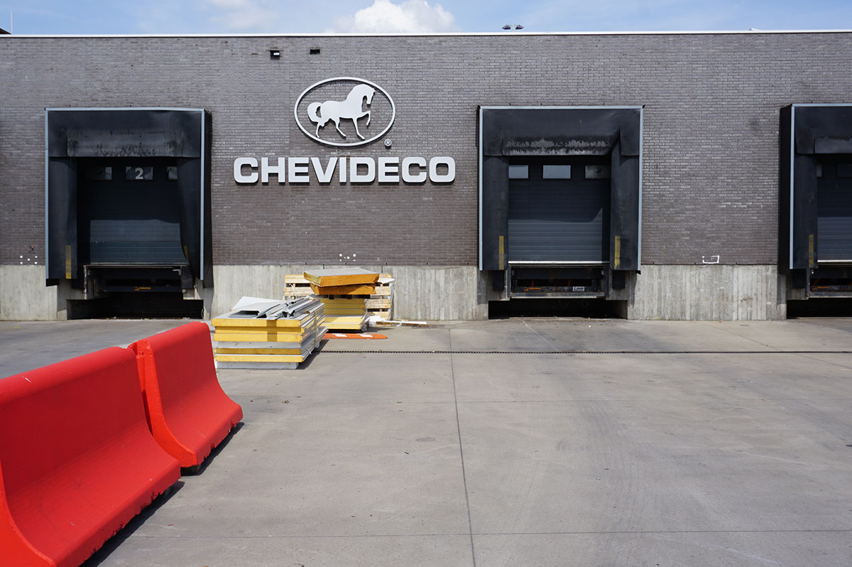 A Chevideco facility in Belgium. The company has imported and resold cadmium-laced horse meat from Romania. (Photo: Kristof Clerix / Knack)