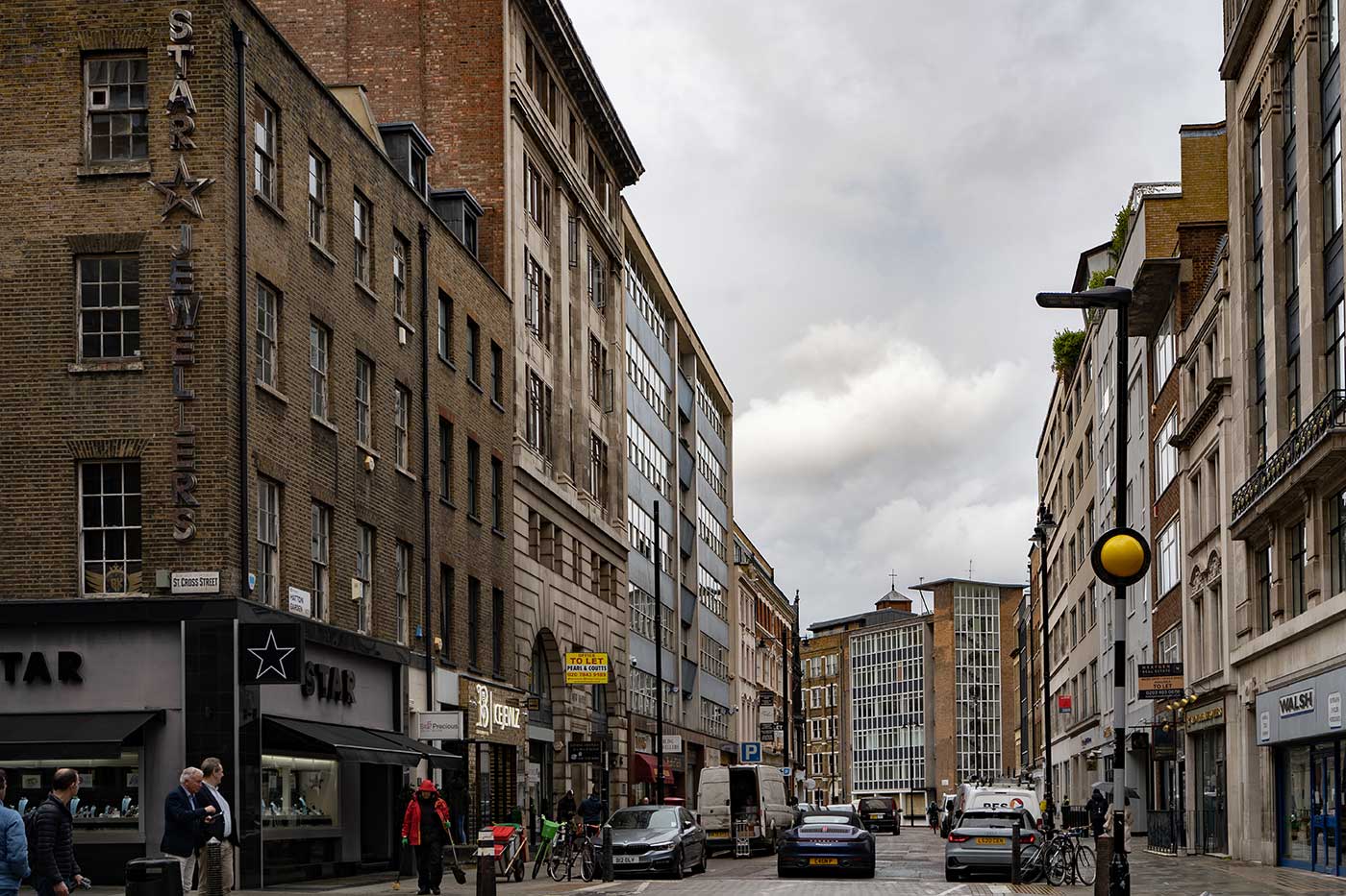 The street in London where Bandenia Challenger Bank’s mailing address is located tidttiqzqiqkd qhiquqiddeiqdekrt