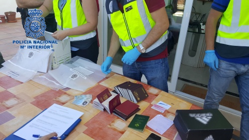 101 arrested in people smuggling ring in Spain