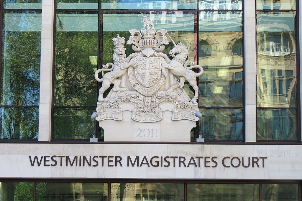 Westminster Magistrates Court - Crest