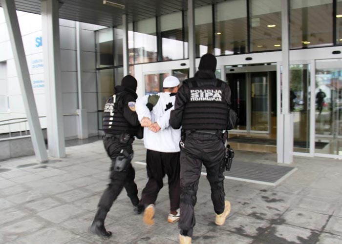 An arrest during Operation Damask (Photo: SIPA)