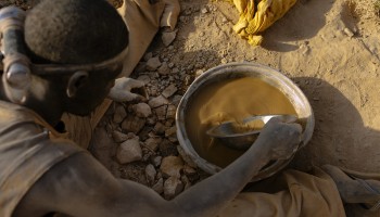 Report: Criminals in Central Africa Profit from New Surge in Gold Prices